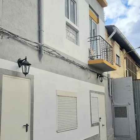 Aeropuerto Valencia Apartment Manises