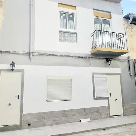 Aeropuerto Valencia Apartment Manises